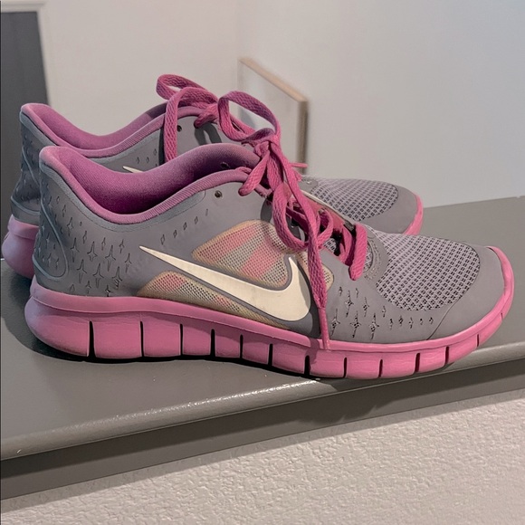 Nike Free Run 3 Sneakers in Gray, Pink, White - Picture 1 of 6